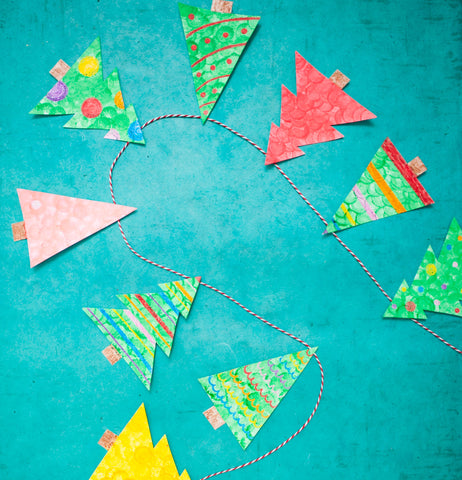 CHRISTMAS TREE GARLAND