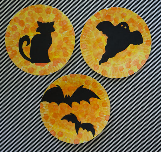 HALLOWEEN FULL MOON SILHOUETTE